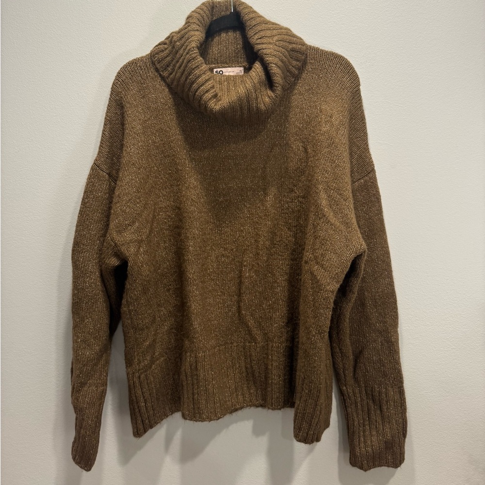 SOLD SO Brown Turtleneck Size: XL
